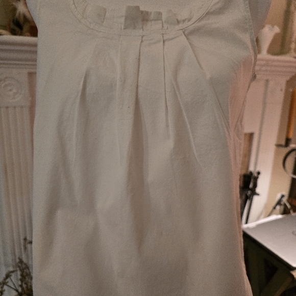 White Sleeveless Talbots 6P Cotton Spandex Top - Picture 2 of 9